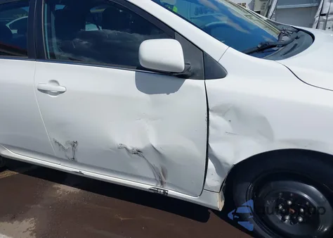 2013 Toyota Corolla Le/Le Special Edition from USA, damaged, VIN 2T1BU4EE0DC017157